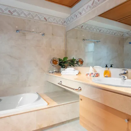 Luxury Robledal By Mabiente - Views Of The Sea And The Golf Course Vila *